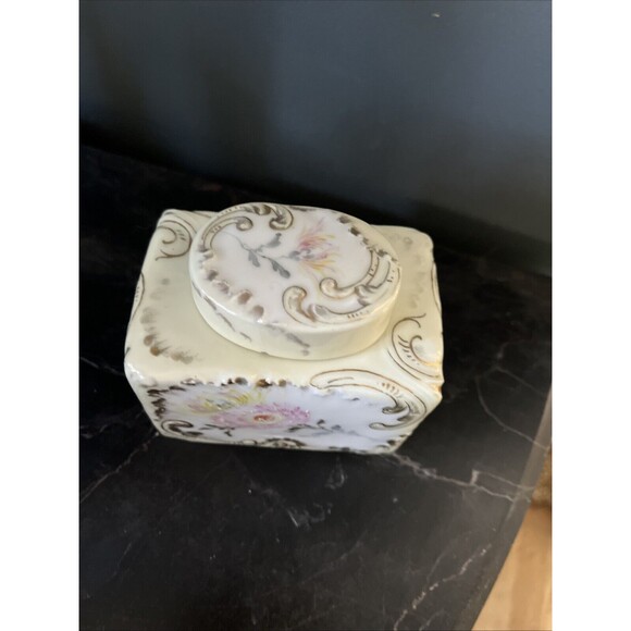 PHL Limoges France Porcelain Powder Box - Pink Flowers Gold Swirl Crown Mark As - Picture 2 of 12